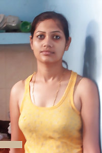 Horny Indian Girl Suhasini Posing Hot