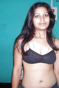 Horny Indian Girl Suhasini Posing Hot