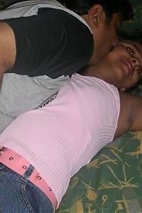 Horny Indian Girl Giving Blowjob