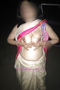 XXX Porn Pics Horny Indian Bhabhi Nude