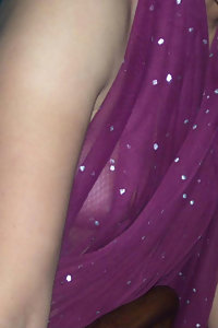 Indian Bhabhi Exposed Transparent Saree