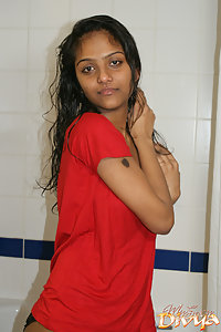 Young Sexy Indian Girl Divya Taking Shower