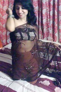 Indian Bhabhi Sona Saree Stripping Naked