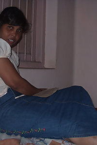 Sexy indian girl friend ready for fuck