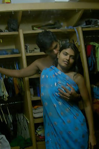 Horny Looking Indian Wife Blue Sari Pictures