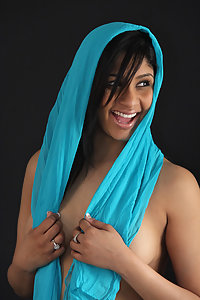 Horny Indian Deepa Rai Showing Milky Boobs