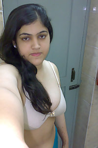 Indian Chubby Girl Rehanaa Ready For Sex