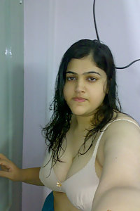 Indian Chubby Girl Rehanaa Ready For Sex