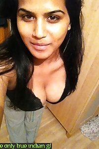 Indian Sexy GF Amazing Nudes