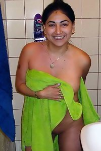 Hot Indian Wife Bathroom Taking Shower Nude Images