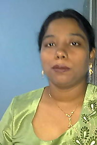 Hot Indian Dusky Aunty Asset Show