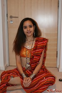 Jasmine Indian Babe Chania Cholie Erotic Dance