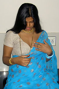 Indian Wife Aprita Honeymoon Sex Pictures
