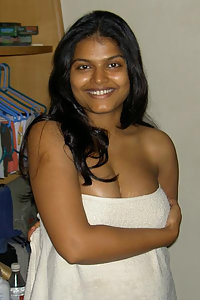 Indian Wife Aprita Honeymoon Sex Pictures