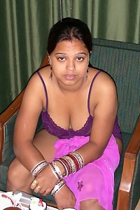 Indian Bhabhi Ishika Fucked By Husband
