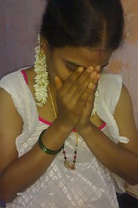 Indian Wife Yasmeen White Sari Naked