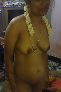 Indian Wife Yasmeen White Sari Naked