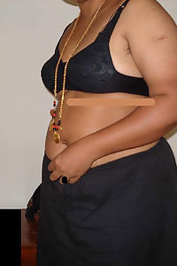 Indian Mature Aunty Anila Saree Stripped Naked