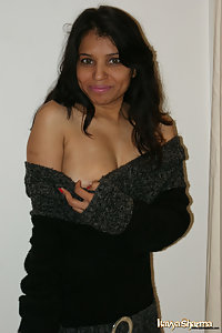 Hot Erotic Indian Girls Nude Kavya Sharma Porn