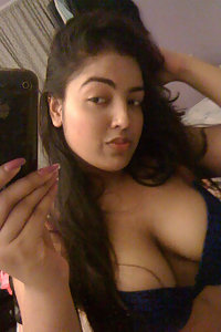 Indian Girl Rachna Showing Her Big Boobs