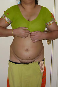 Indian Housewife Kishwar Saree Stripped Nude