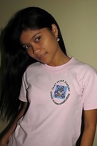 Cute Indian Teen Rashmi Sexy Poses