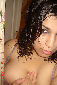 Nude Hot Busty Indian Girl Naked