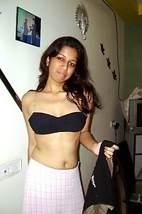 Hot Indian Girl Nude Pics After Shower