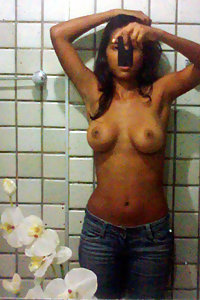 Lucky Boyfriend Captured Indian GF Naked