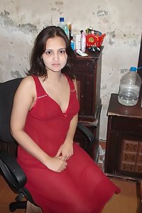 Indian Bhabhi Sonia Red Dress Nude Show