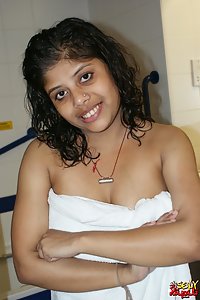 Rupali Hot Indian Babe Shower