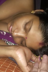 Indian Mallu Bhabhi In Black Nighty Hairy Pussy Fucked