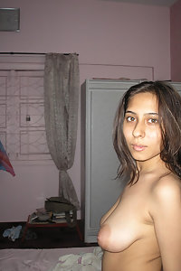 Smart Desi Girl Ambika Nude