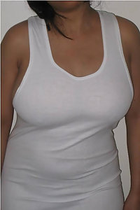 Big Boob Shamita Aunty Erotic Nude Pics