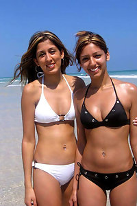 Indian girls bikinis showing off