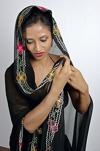 Meeta Punjabi Hot Indian Girl From London