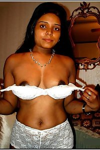 Indian Babe Neha Stripped Nude For Boyfriend