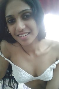 Desi College Girl Vandana In White Lingerie Strip Naked