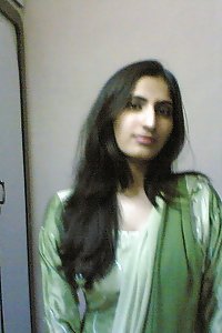 Juicy pakistani babe hot sex pics