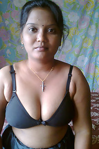 Delicious Big Boob Of Indian Wife Naked