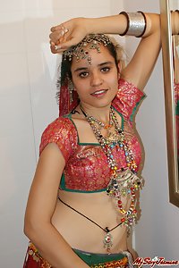 Jasmine Gujarati Indian Babe Role Play