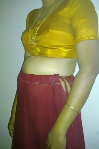 Sexy Indian Housewife Afshan Naked Photographs Leaked