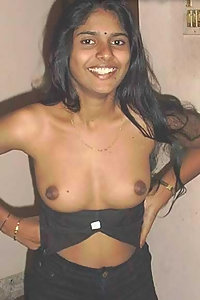 Dusky Indian Bhabhi Sitting Nude At Home