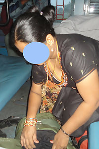 Hot Indian Village Bhabhi Showing Her Boobs