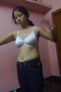 Indian Assami Girl Showing Her Naked Body