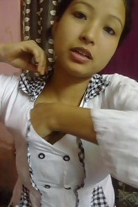 Indian Assami Girl Showing Her Naked Body