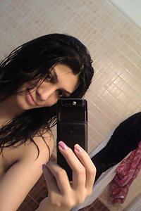 Sweet Indian Babe Natasha Taking Her Nude Selfies