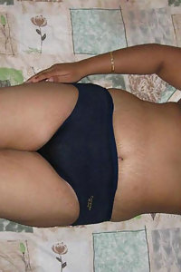 Mature Indian Aunty Laying Nude For Husband
