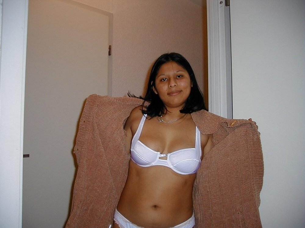 in frankfurt russian consulate in marathi women nude neked
