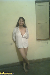Beautiful Indian Girl Without Bra Posing Hot